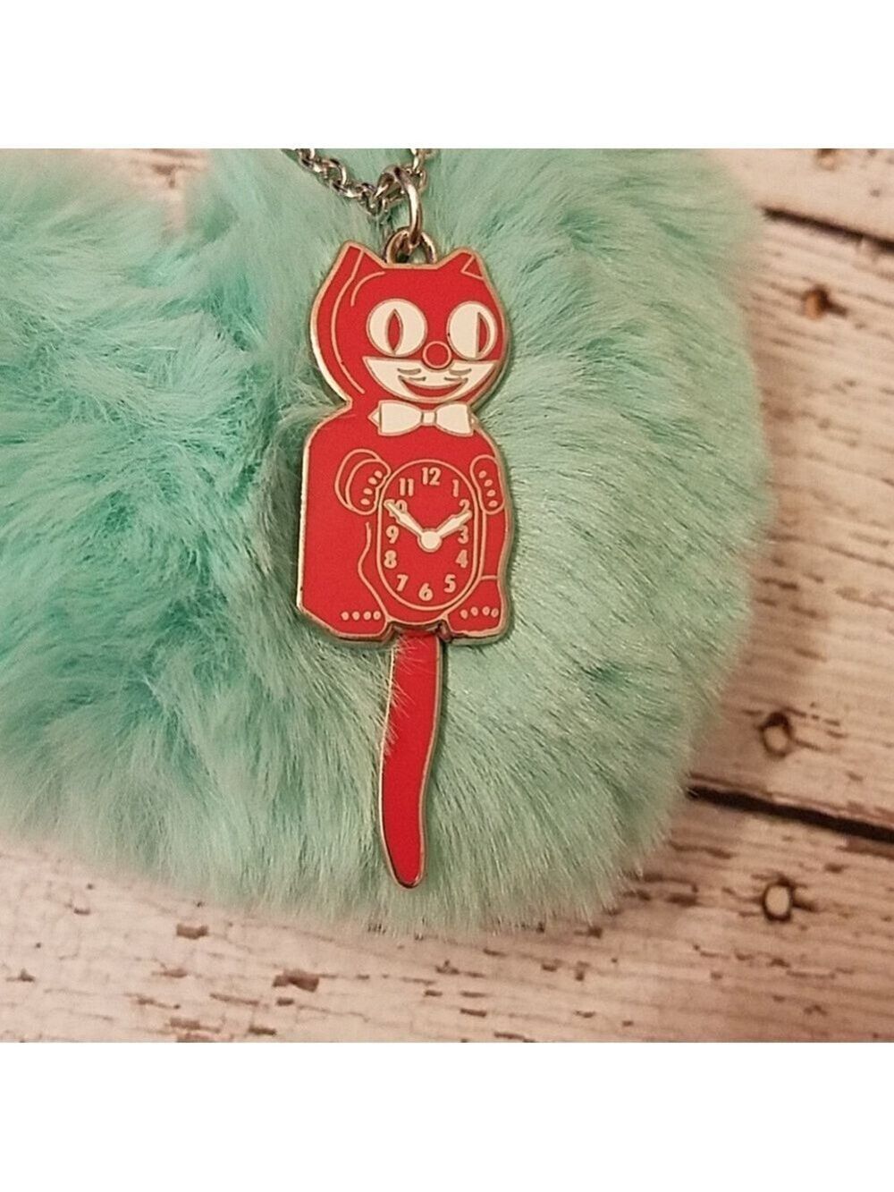 Retired Kit cat klock clock red necklace clock